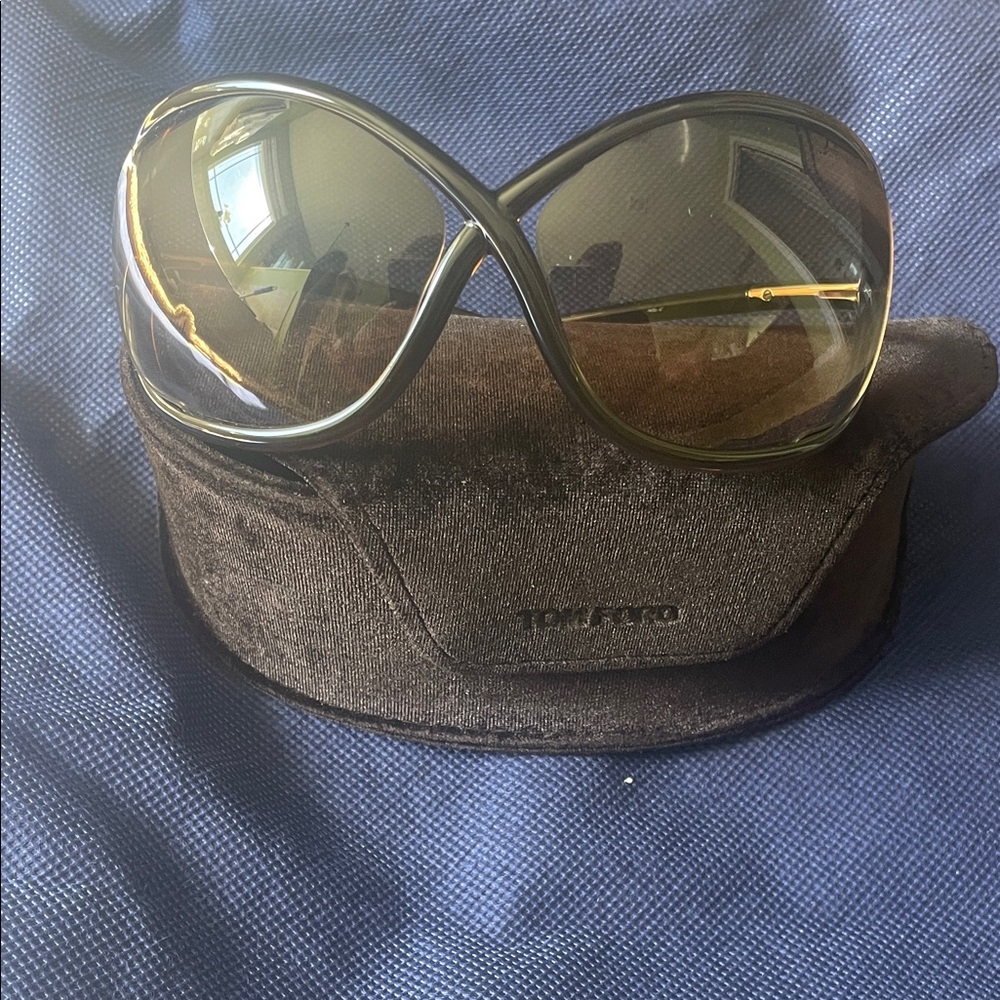 Tom Ford Sleek Brown Sunglasses